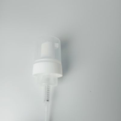 Un bon prix. Pompes à mousse en plastique Pp coloré personnalisé Générateur de mousse pour bouteilles 8 oz en ligne